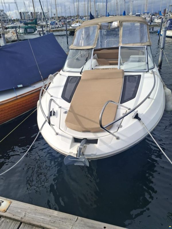 Jeanneau Cap Camarat 7.5 DC