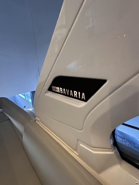 Bavaria S33 HT