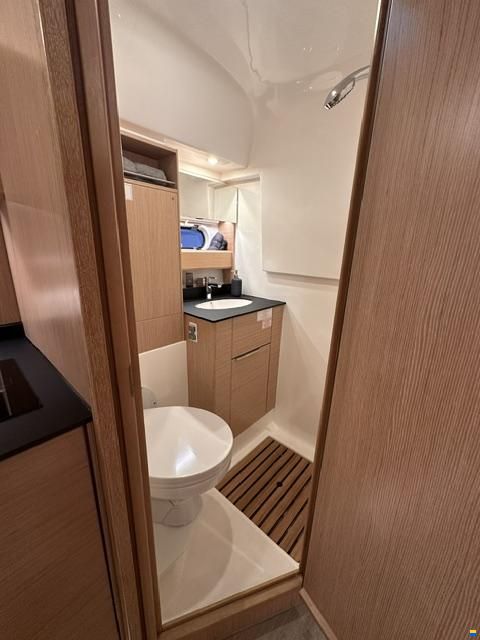 Bavaria S33 HT