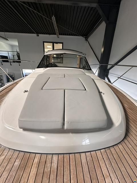 Bavaria S33 HT