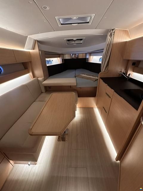 Bavaria S33 HT