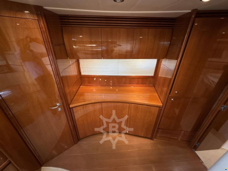 Pershing 50'