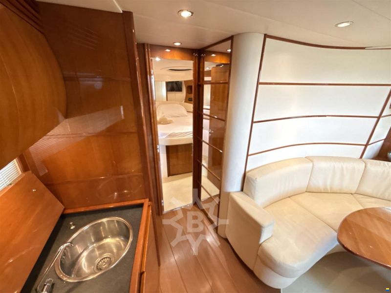 Pershing 50'
