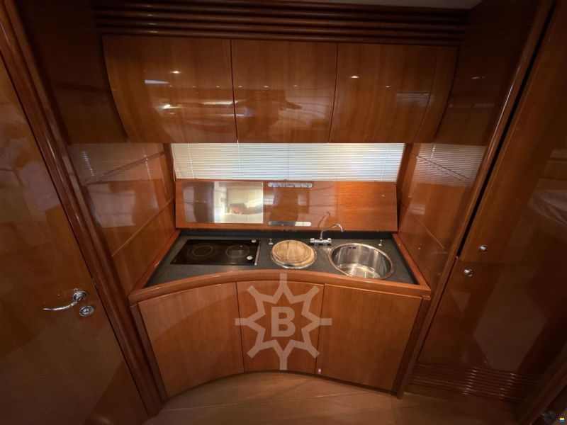 Pershing 50'