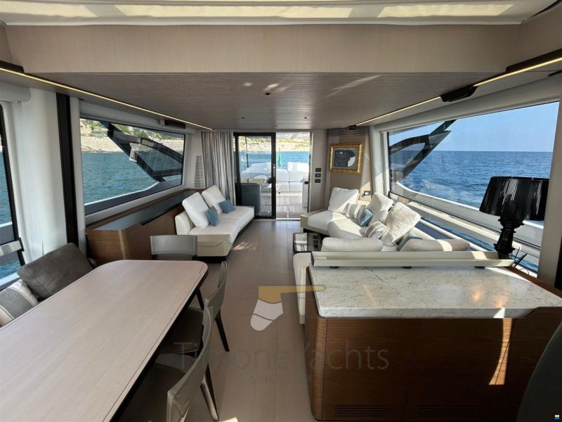 Azimut S8