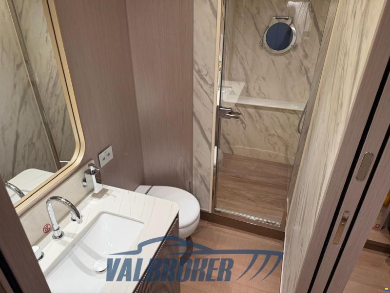 Absolute Navetta 70