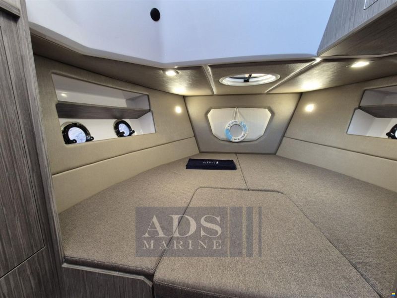 Ranieri Cantiere Next 285 Lx