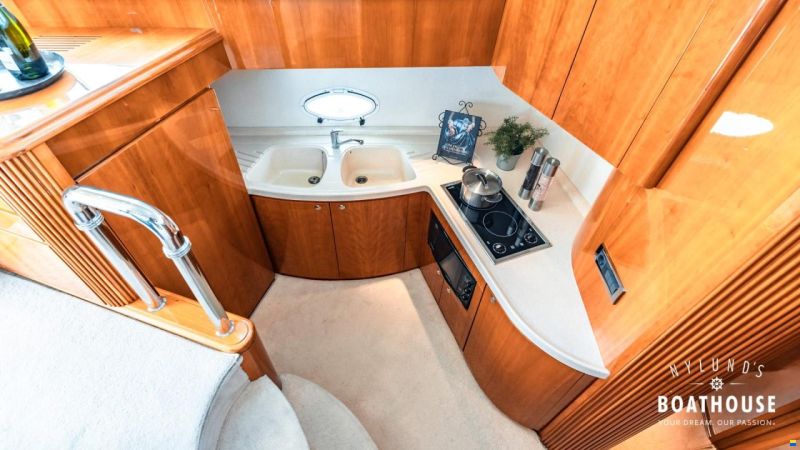 Azimut 42 Fly