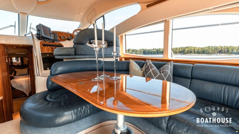 Azimut 42 Fly