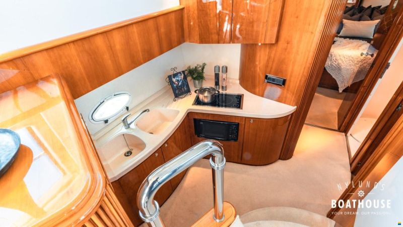 Azimut 42 Fly