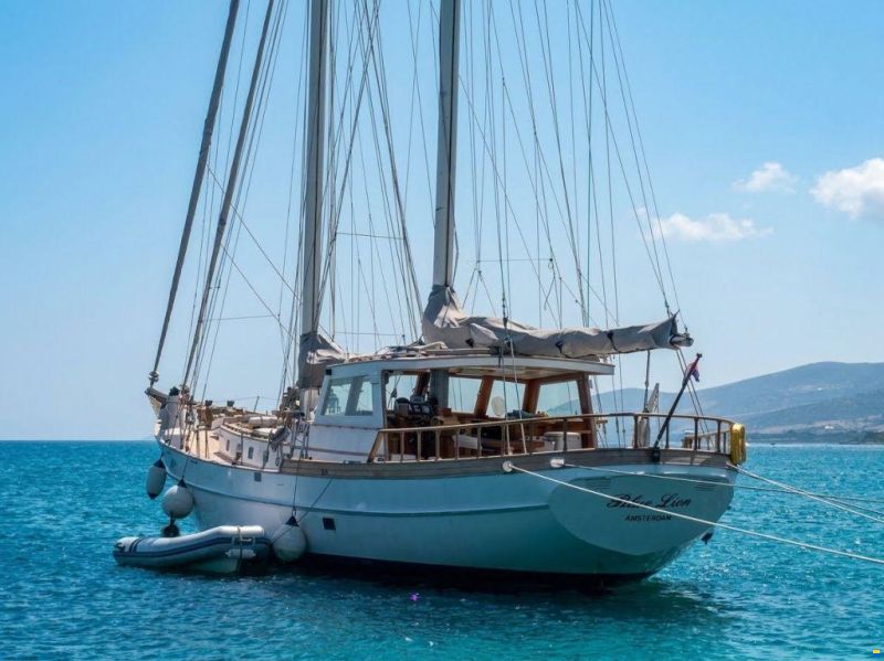 Schooner Palmer Johnson 71