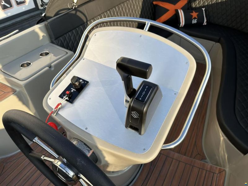 Primeur 710 Tender