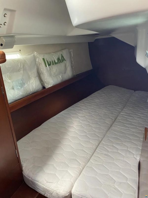 Beneteau Oceanis 34