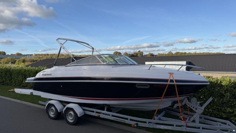 Four Winns 215 sundowner