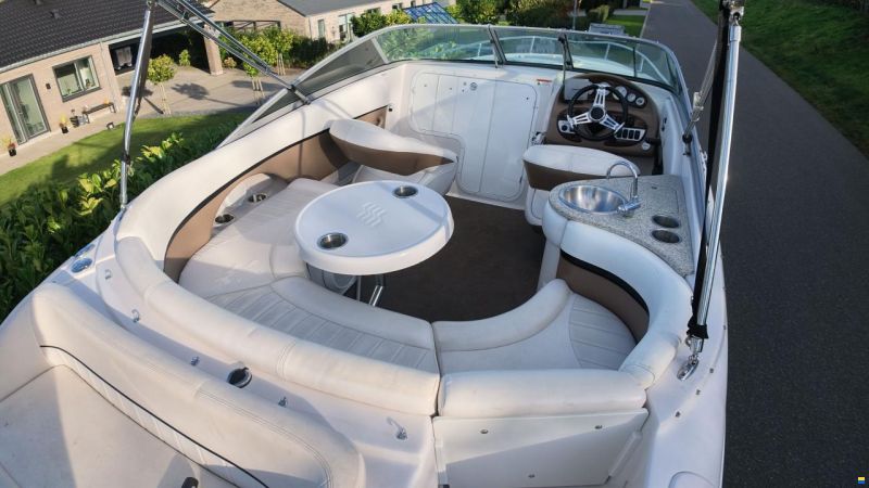 Four Winns 215 sundowner