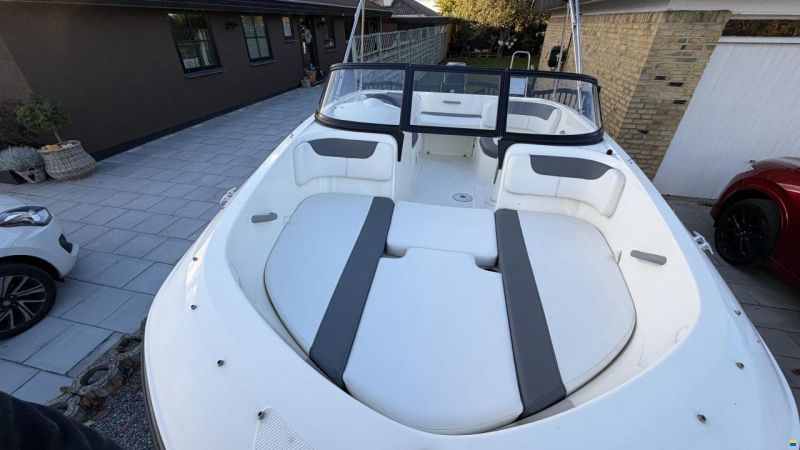 Bayliner E5 Element
