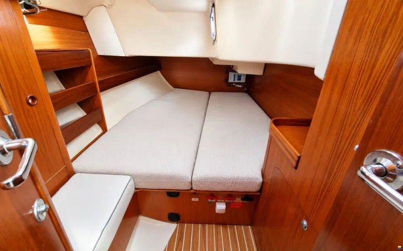Beneteau Oceanis 440