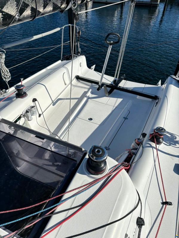 Beneteau First 27 SE