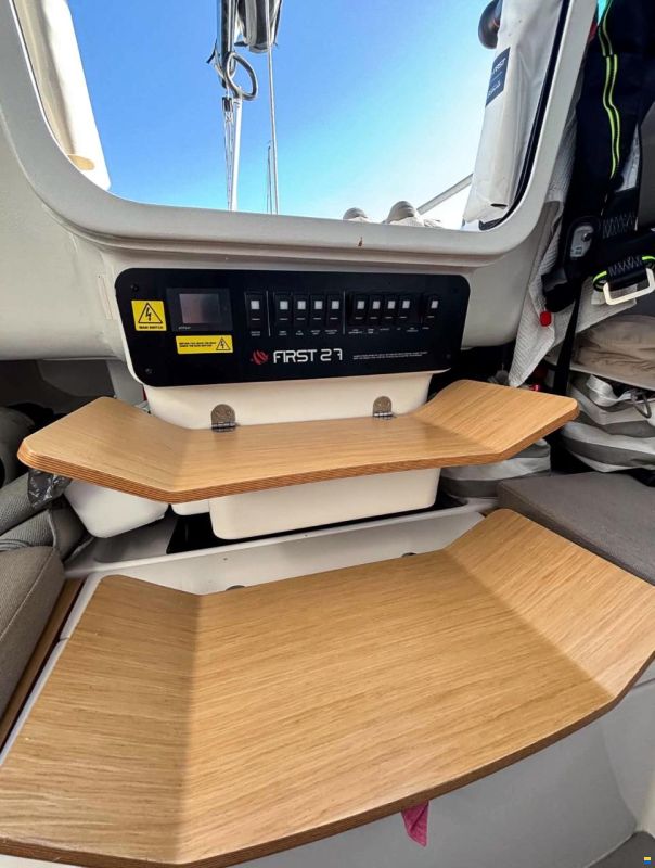 Beneteau First 27 SE
