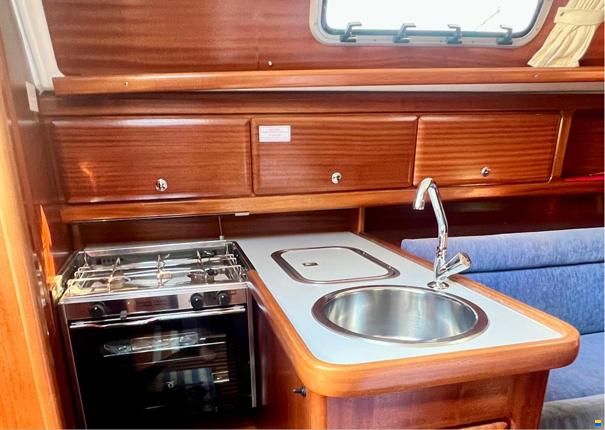 Bavaria 31