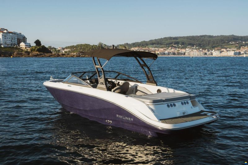 Bayliner V22i