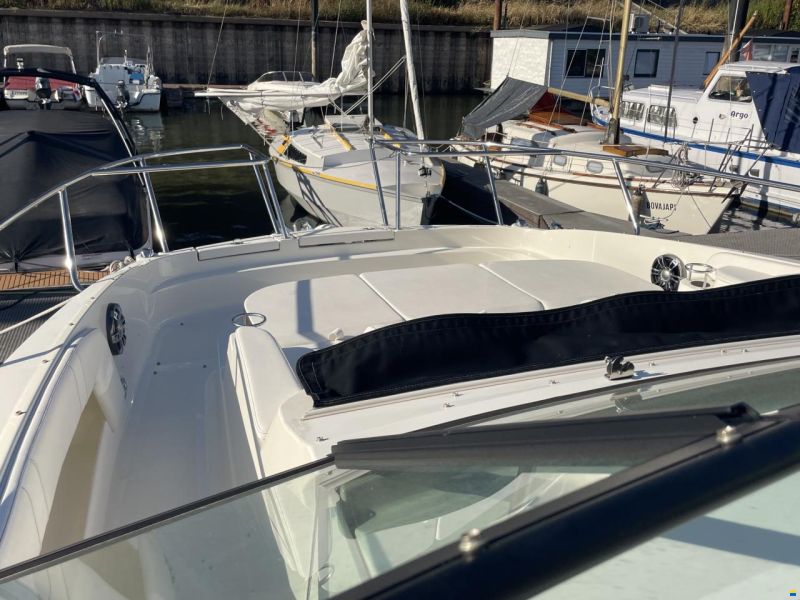Sea Ray 320 SUNDANCER