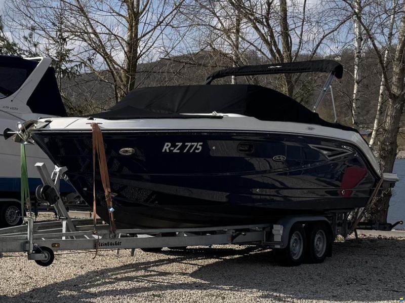 Sea Ray SLX 250