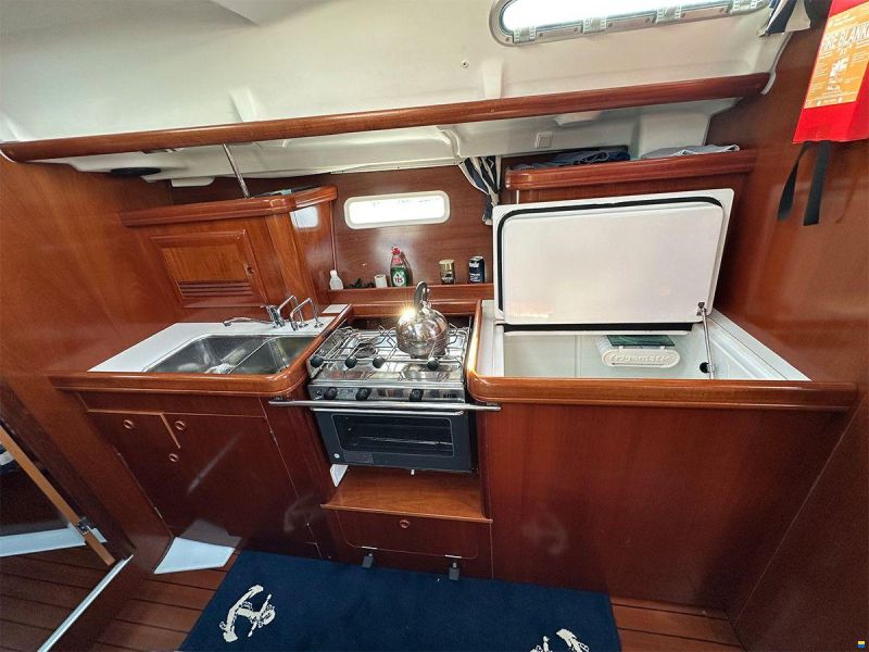 Beneteau Oceanis 393