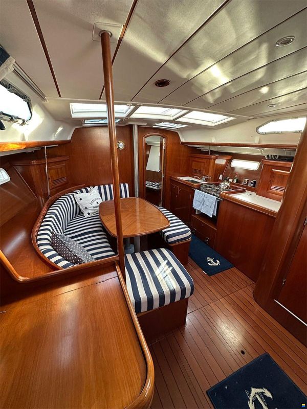 Beneteau Oceanis 393
