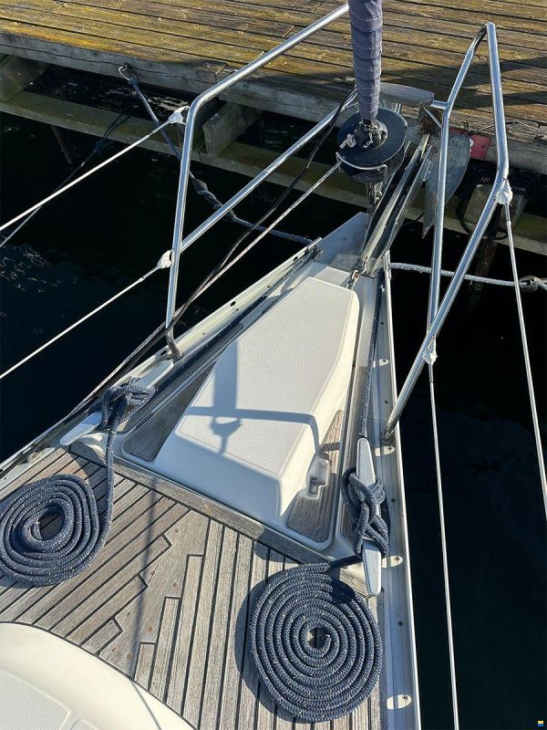 Beneteau Oceanis 393