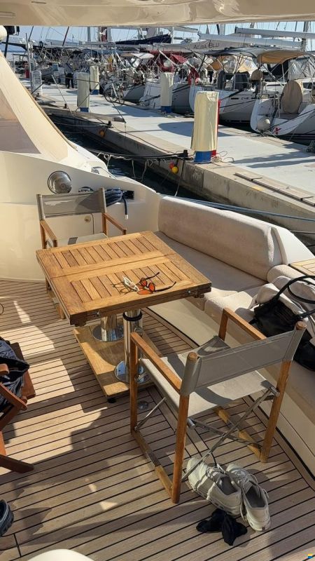 AICON Yachts 56 Fly