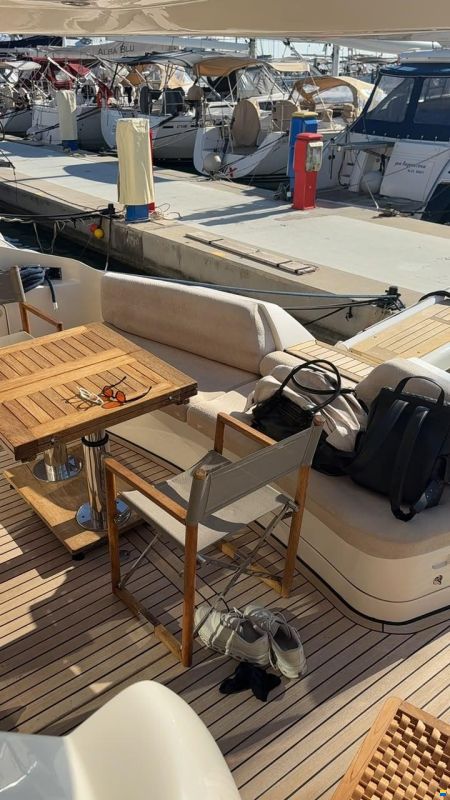 AICON Yachts 56 Fly