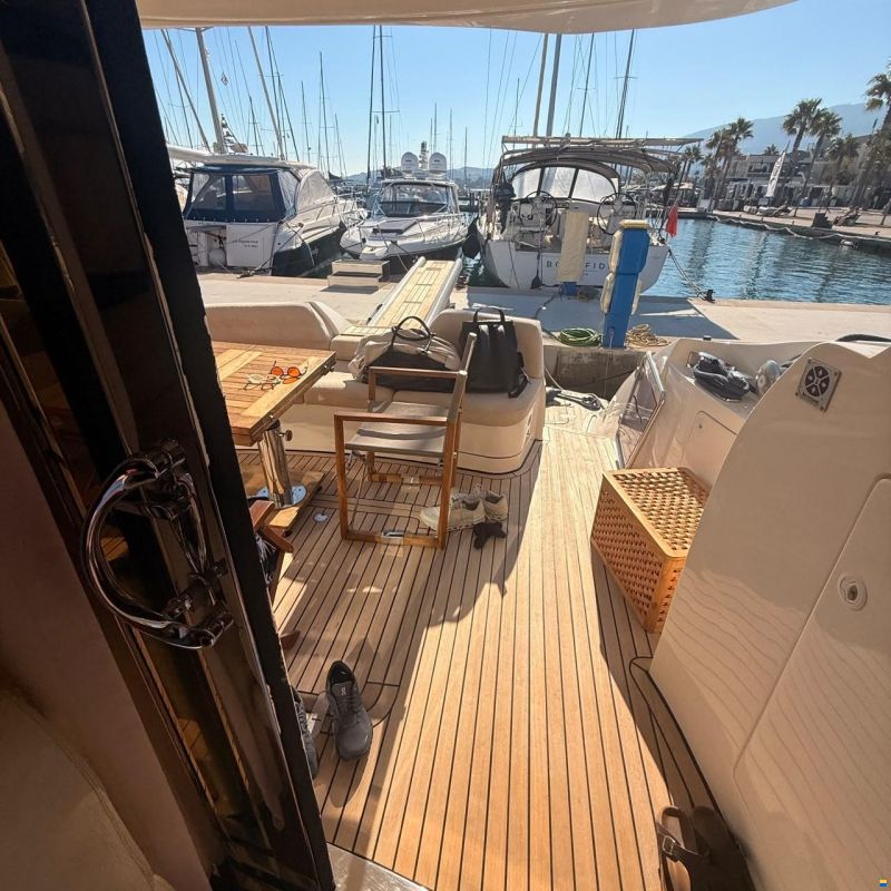 AICON Yachts 56 Fly