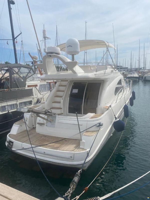 Sealine F42/5