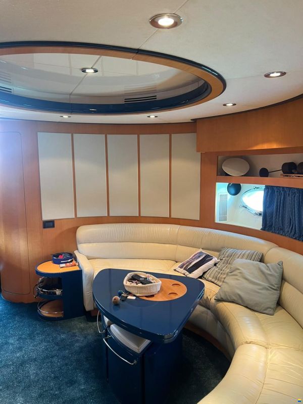 Riva Aquarius 54