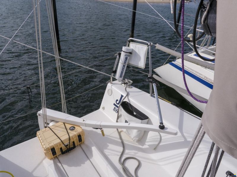 J Boats J/88