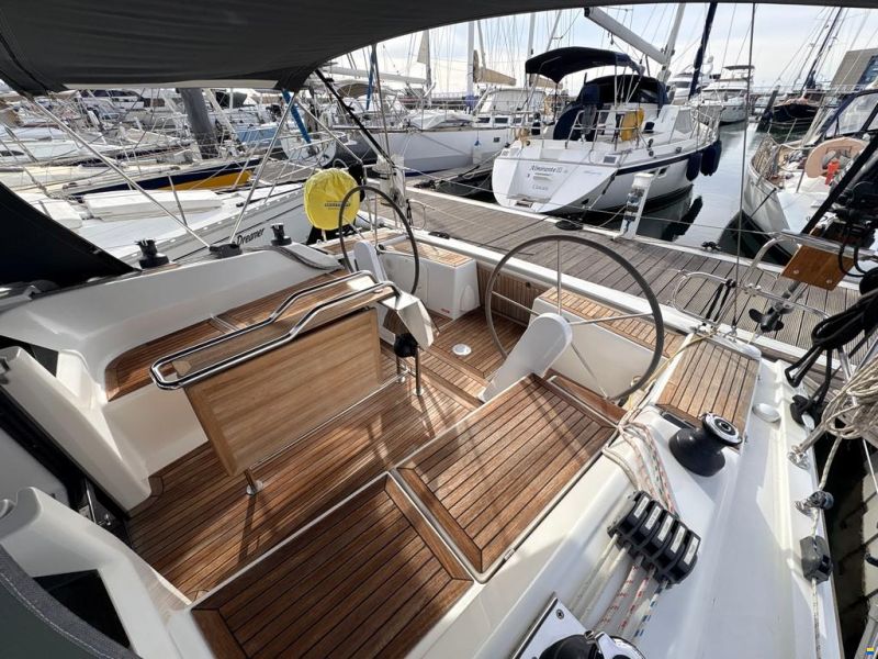 Hanse 385
