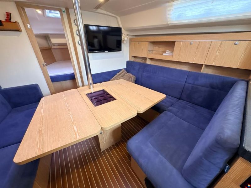 Hanse 385