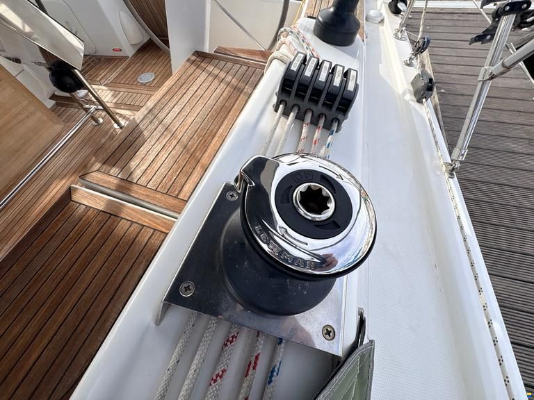 Hanse 385
