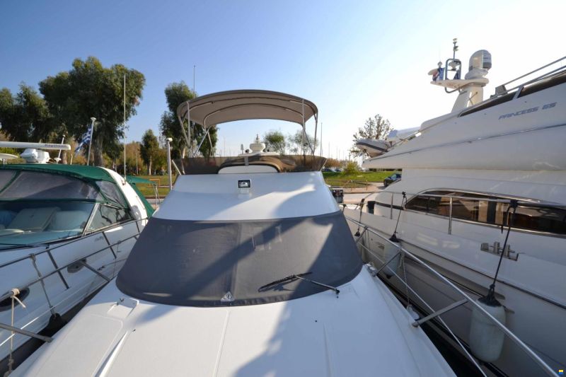 Sealine F 37