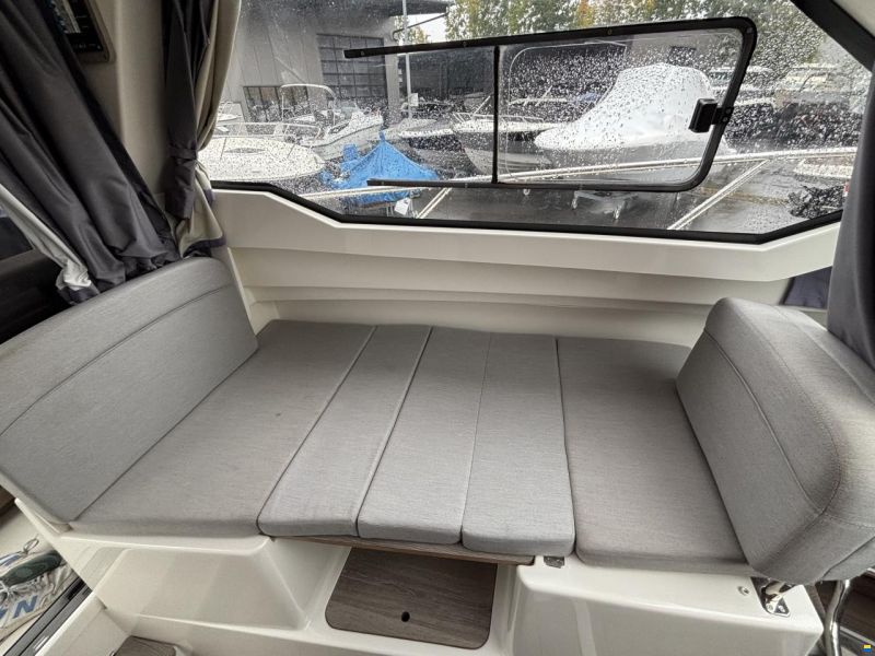 Quicksilver Activ 675 Weekend