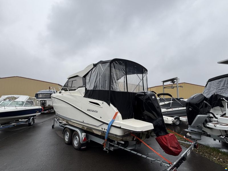 Quicksilver Activ 675 Weekend