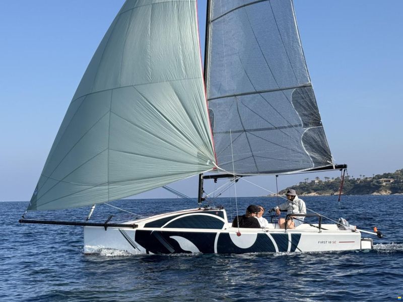 Beneteau First 18SE