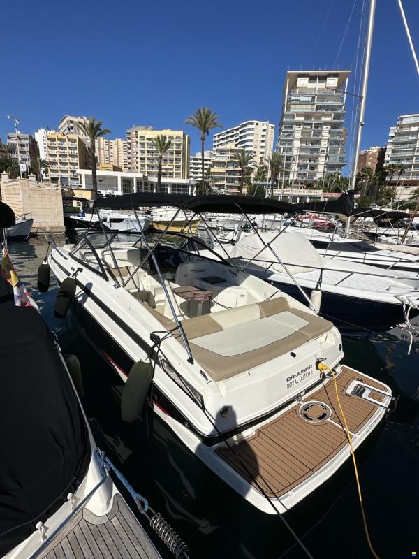 Bayliner 742R Cuddy