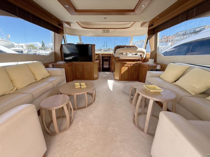 Mochi Craft Dolphin 64 Sun Top