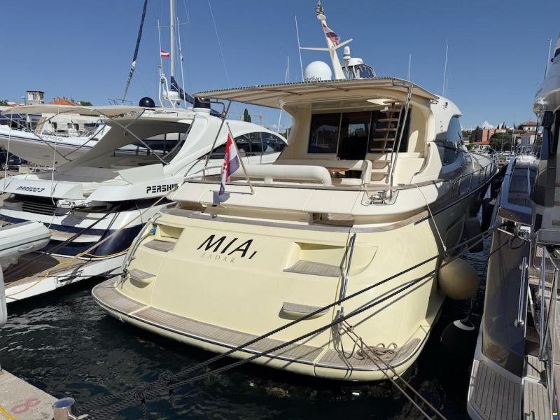 Mochi Craft Dolphin 64 Sun Top