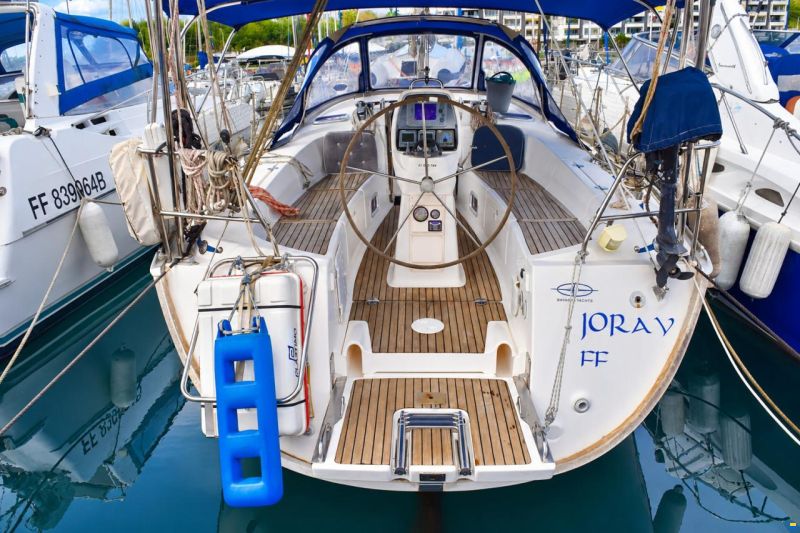 Bavaria 38 CRUISER