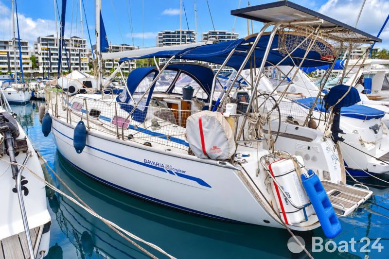 Bavaria 38 CRUISER