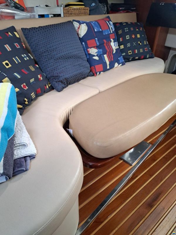 Pursuit OS 335 Offshore