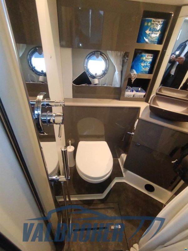 Cranchi M 44 HT